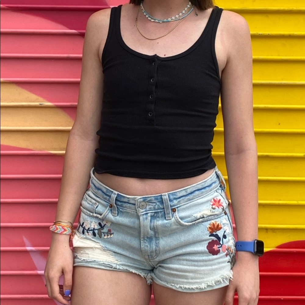 Abercrombie&Fitch Denim Flower Shorts
